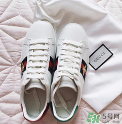 gucci小白鞋多少錢？古馳小白鞋國(guó)內(nèi)專柜價(jià)格