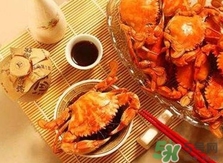 吃螃蟹可以喝牛奶嗎？吃螃蟹能喝酸奶嗎？
