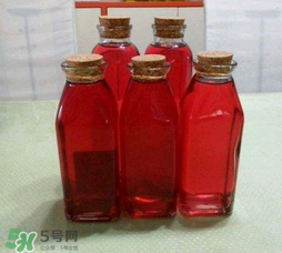 泡楊梅酒要放多少糖？泡楊梅酒放多少冰糖？