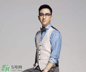 王自健離婚了嗎？王自健老婆黃雅靜個(gè)人資料