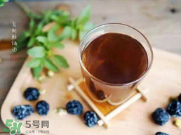 酸梅湯不能和什么一起吃？酸梅湯和什么食物相克？