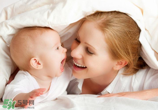 產(chǎn)后開(kāi)奶疼嗎？產(chǎn)后漲奶疼持續(xù)多久？