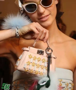 fendi peekaboo尺寸多大？芬迪peekaboo尺寸有哪幾種？
