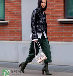 fendi kan i多少錢？芬迪kan i包包國內(nèi)專柜價(jià)格