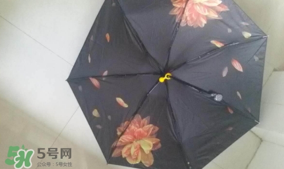 蕉下小黑傘能遮雨嗎？蕉下太陽傘能淋雨嗎？