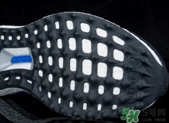 adidas ultraboost上腳怎么樣？阿迪達(dá)斯跑鞋實戰(zhàn)測評