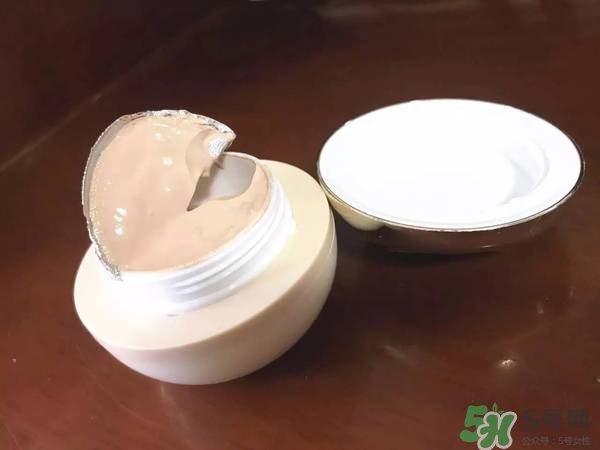 郁美凈粉底霜怎么樣？郁美凈粉底霜色號(hào)試色