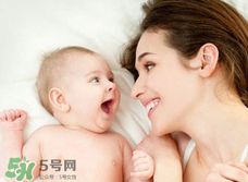 哄寶寶睡覺可以搖晃嗎？哄寶寶睡覺搖晃有害嗎？
