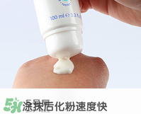 液體爽身粉怎么用？液體爽身粉與普通爽身粉用法一樣嗎？