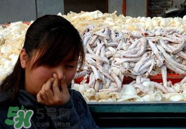 福爾馬林對人體有什么傷害？如何去除食物中的福爾馬林