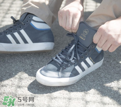 adidas matchcourt high rx2新款滑板鞋什么時(shí)候發(fā)售？