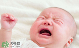 早產(chǎn)兒幾個月可以添加輔食？早產(chǎn)兒添加輔食需要延遲嗎？