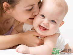 早產(chǎn)兒奶粉有必要嗎？早產(chǎn)兒可以吃普通奶粉嗎？