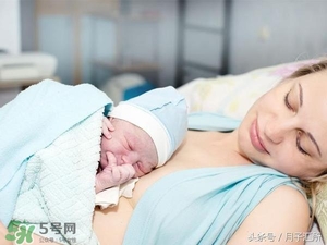 早產(chǎn)兒的發(fā)育和正常嬰兒一樣嗎？早產(chǎn)兒發(fā)育會遲緩嗎？