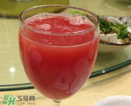 西瓜汁有沉淀還能喝嗎？西瓜汁怎么榨不會沉淀？