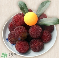 楊梅發(fā)霉了還能吃嗎？吃了發(fā)霉的楊梅會怎樣？