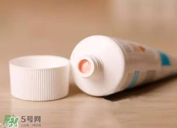 nair脫毛膏評(píng)測(cè)？nair脫毛膏保質(zhì)期