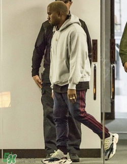 adidas yeezy runner什么時(shí)候發(fā)售？阿迪達(dá)斯yeezy runner發(fā)售時(shí)間