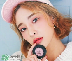 3concert eyes是什么牌子？3concert eyes是3ce嗎？
