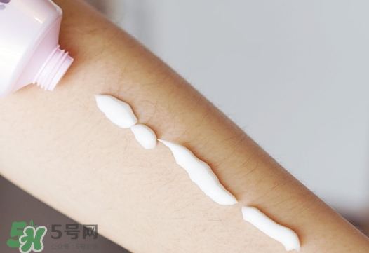mistine脫毛膏怎么用？mistine脫毛膏使用方法