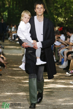 balenciaga巴黎世家2018春夏系列怎么樣_好看嗎_有哪些款式？