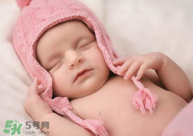 寶寶睡覺打鼾怎么回事？寶寶睡覺打鼾正常嗎？
