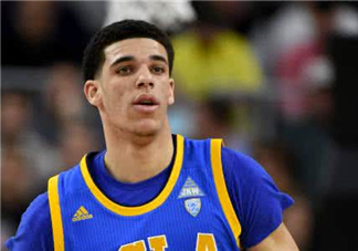 lonzo ball球哥2017湖人戰(zhàn)靴簽名球鞋多少錢？