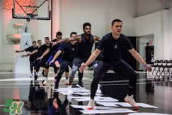 nike react怎么樣？nike react上腳什么感覺(jué)？