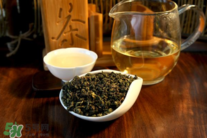 喝茶能吃杏嗎？喝茶可以吃杏嗎？