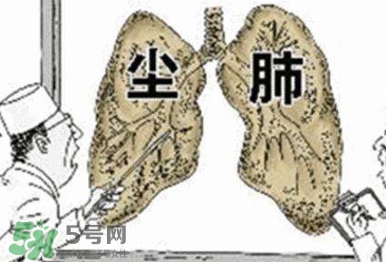 一般幾年時(shí)間會(huì)有塵肺??？塵肺病的早期癥狀
