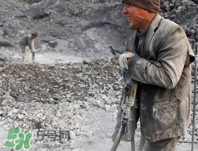 塵肺病掛什么科室？塵肺病要做哪些檢查