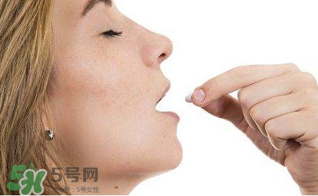 感冒藥和消炎藥能一起吃嗎？感冒藥吃多了會怎樣