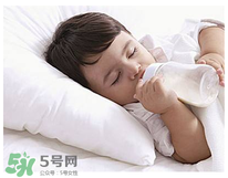 外國奶粉一定適合中國寶寶嗎 外國奶粉比國產(chǎn)奶粉更好嗎？