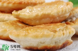 菜盒子的面怎么和？菜盒子是發(fā)面還是死面