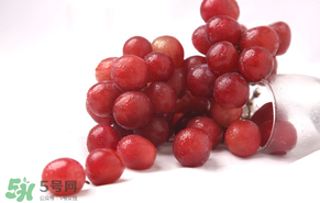 紅提變軟了還能吃嗎？紅提變軟是不是壞了？