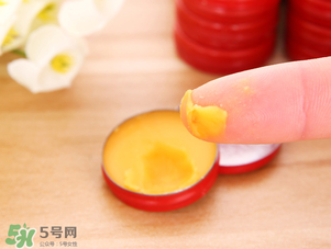 清涼油能治扁平疣嗎？清涼油可以治扁平疣嗎？