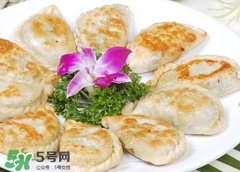 菜盒子的面怎么和？菜盒子是發(fā)面還是死面