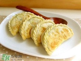 韭菜盒子為什么一烙就開口？韭菜盒子怎么烙軟