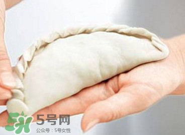 韭菜盒子用什么面粉？韭菜盒子能用高筋面粉？