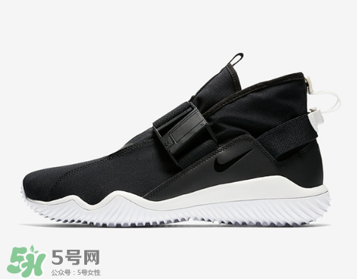 nikelab acg 07 kmtr機(jī)能運(yùn)動(dòng)鞋黑白配色多少錢？