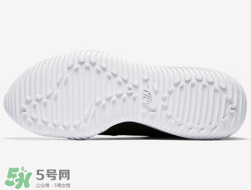 nikelab acg 07 kmtr機(jī)能運(yùn)動(dòng)鞋黑白配色多少錢？
