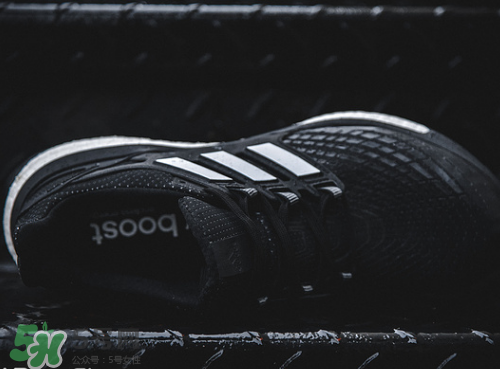 adidas energy boost4上腳怎么樣？阿迪達(dá)斯跑步鞋2017測(cè)評(píng)