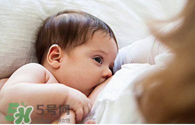 新生兒能用母乳洗臉嗎？新生兒能用母乳擦臉嗎？