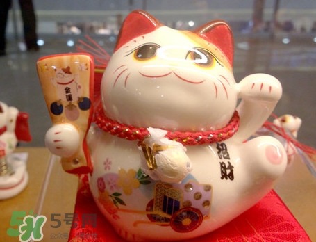 招財(cái)貓起源于哪個國家？招財(cái)貓?jiān)趺磾[放