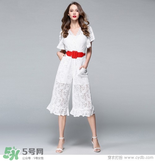 8月份穿什么衣服？八月份穿衣搭配