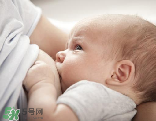 八月份可以斷奶嗎？8月份可以斷奶嗎？