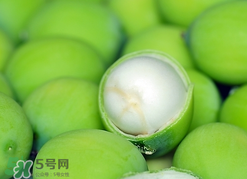 蓮蓬什么味道？蓮蓬好吃嗎？