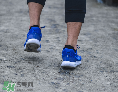 nike lunarepic low flyknit 2腳感怎么樣？耐克lunarepic low2測(cè)評(píng)
