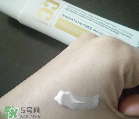 瓷肌cc霜怎么樣？瓷肌cc霜怎么用法