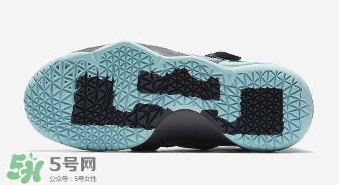 nike lebron soldier 11 igloo多少錢？耐克士兵11冰屋配色價格